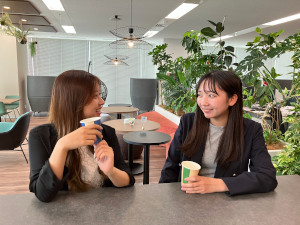 株式会社アルバース(メディアスホールディングスグループ) 営業事務／未経験歓迎／東京オフィス／残業月10時間