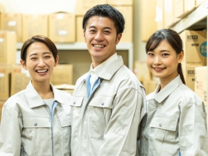 株式会社ハニー・ビー 倉庫管理／ゼロからでもリーダー候補へ／土日祝休み／転勤なし
