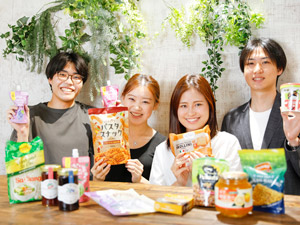 株式会社神戸物産【プライム市場】 海外商品バイヤー／未経験OK／土日休／英語・韓国語が活かせる