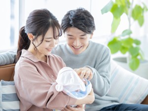日本リファイン株式会社 フォークリフトオペレーター／未経験可／年休128日／土日祝休