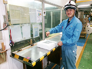 旭ファイバーグラス株式会社 製造オペレーター／未経験歓迎／賞与4.4ヶ月／家賃7割補助