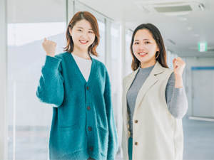日栄商事株式会社 営業事務／月給28万～30万円 ／3年連続賞与3回支給