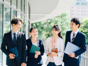 株式会社モザイクワーク 法人営業／未経験歓迎／裁量度高い／土日祝休み／勤務地選択制