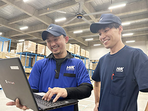 株式会社ハマキョウレックス　柏センター【プライム市場】 物流倉庫の管理職／未経験歓迎／完全週休二日制／月給26万円～