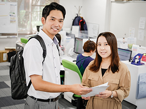 株式会社日本ケアサプライ【スタンダード市場】 福祉業界で活躍する営業事務／未経験歓迎／土日祝休／残業ほぼ０
