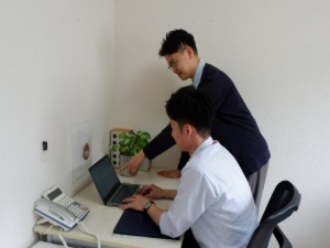 株式会社メディヴァ 採用担当／年休125日超／月給25万円～ ／リモート相談可