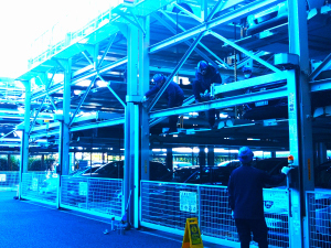 サンコー・コミュニティ株式会社 立体駐車装置のメンテナンス／未経験歓迎／年間休日120日