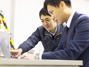 株式会社ヒューマンウェイブ 半導体製造エンジニア／年間休日180日以上／賞与4カ月分