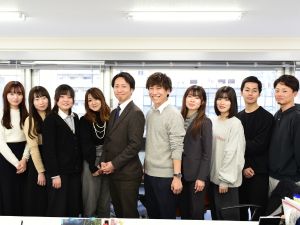 近畿住設株式会社 自社HP問合せオンライン提案／3年目年収800万越えも可能！