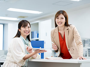 株式会社YOSHITOMO 営業事務／未経験歓迎／月給25万円以上／残業0h！／転勤なし