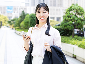 株式会社アクシージア【スタンダード市場】 国産化粧品の営業／年休125日／営業経験者歓迎