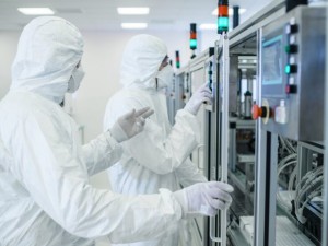 株式会社サンライズ 半導体洗浄装置のメンテナンス／住宅手当あり／年間休日123日