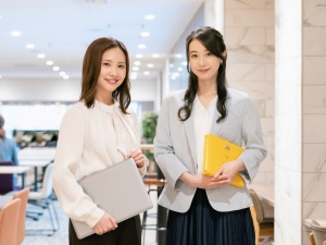 学校法人創造社学園　創造社デザイン専門学校 広報スタッフ／未経験OK／月給28万円以上・残業月10h程度