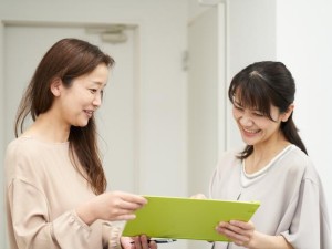 税理士法人江本＆パートナーズ 税理士アシスタント／年休126日／土日祝休み／残業ほぼなし