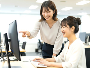 株式会社エンパワー データ入力サポート／賞与年2回／残業ナシ／髪色・ネイル自由