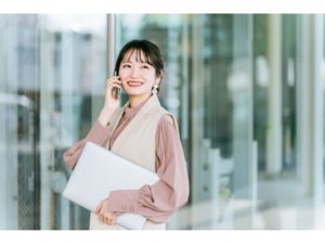 医療法人社団ＳＵＮＳＥＴ 美容クリニックの労務・事務／残業少／土日祝休／月給25万円～