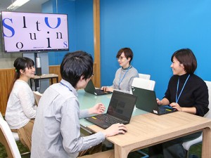 株式会社日経ＢＰソリューションズ(日経BPグループ) Webディレクター・デザイナー／スキルアップ支援／リモート可