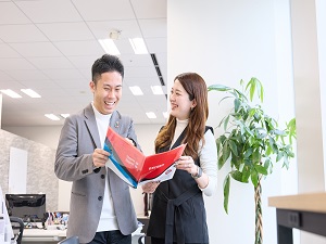 株式会社エクシードキャリア 総合職（人材コーディネーター・事務等）／年休120日以上