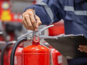 カメガイ防災設備株式会社 消防設備点検工事スタッフ／未経験歓迎／支店長候補／賞与年3回