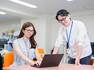 株式会社ソムリエ 総務（総務事務・社内デジタル推進等）業界未経験可／残業15h