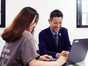 学校法人エール学園 外国人留学生をサポートする人材リクルーター／年休121日
