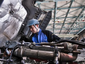 株式会社ＵＡＣＪ物流(センコーグループ) 自社保有車両の整備士／実務未経験OK／賞与年間平均127万円