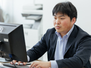 中電輸送サービス株式会社(中部電力グループ) 財務・経営企画スタッフ／業界業種未経験OK／年休120日