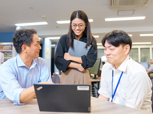 株式会社アンカーネットワークサービス いい働き方とやりがい／自社ITインフラの社内SE／年休127