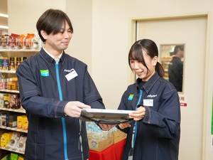 株式会社ｍｉｚｕｎｏｙａ 働きやすさ重視のコンビニ運営スタッフ／年1回10連休OK