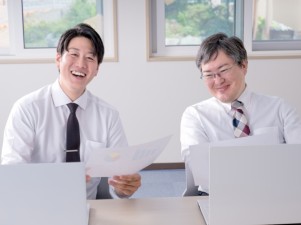 関西パトロール株式会社 法人営業（ルート・リピート多め）／土日休／面接1回／残業少