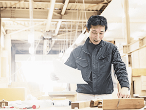 株式会社ウエタニ(グループ会社／山元グループ) 木工職／経験者歓迎／賞与年2回／決算賞与あり／安定経営