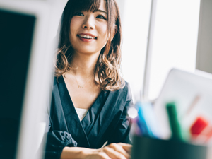 合同会社ズフラトレーディング 事務・輸出サポートスタッフ／未経験歓迎／英語力が活かせる