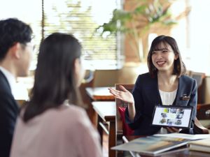 株式会社ＢＰ 月給26.3万円～／無料社内託児所有／ウエディングプランナー