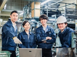 有限会社協栄印刷 印刷関連作業スタッフ／未経験歓迎／前職の収入考慮／髪色自由