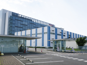 いすゞロジスティクス株式会社(いすゞグループ) 藤沢物流センターの労務管理／年休121日／ 賞与5.5カ月分