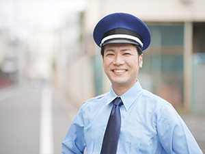 大興タクシー株式会社(株式会社豊田自動織機グループ) バスドライバー／普免（AT）OK／初年度から月収32万円可能