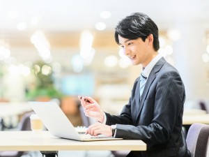 富田会計事務所 事務／未経験歓迎／テレワーク可能／土日祝休／年休120日以上