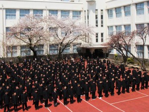 学校法人麻布学園 学校事務スタッフ／年休120日以上／完全週休2日／実働7時間