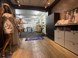 株式会社Ａｎｇｅｌ　Ｒ ドレスの営業／未経験歓迎／リモートあり／残業10h／土日祝休
