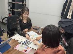 株式会社Ｈｉｇｈｅｓｔ アパレルデザイナー／賞与4カ月分以上／海外研修あり／土日祝休