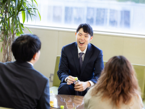 ハート株式会社 法人営業／未経験歓迎／年休120日／土日祝休み／賞与年2回