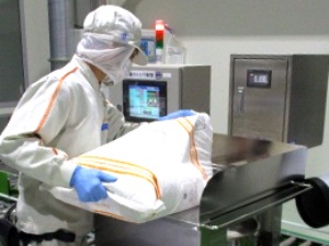 株式会社ミヤザワ　サントリー京都事業所 サントリー飲料の製造・生産／年休121日／s.kyo1