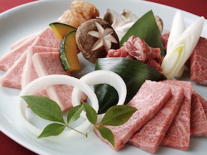 有限会社丸昌焼肉の大昌園 店舗スタッフ／キャリア候補／月給26.6万円超／年休114日
