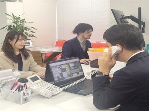 株式会社レイマー 総合職／光学機器メーカー／主体性・積極性重視／オフィスワーク