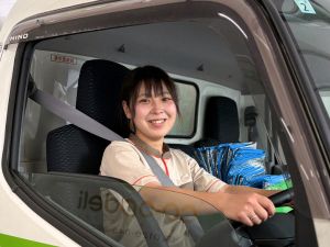 株式会社ＮＳ丸和ロジスティクス 小型トラックドライバー／月給31万円～／週休3日制／土日休み