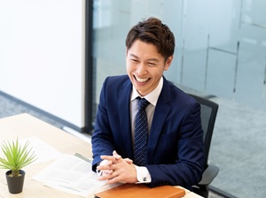 株式会社明星 法人向け蓄電池・太陽光パネル営業／新規事業立ち上げ募集