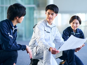 株式会社ジョブズコンストラクション プロジェクト管理／年休最大130日／働きやすさと高収入を実現