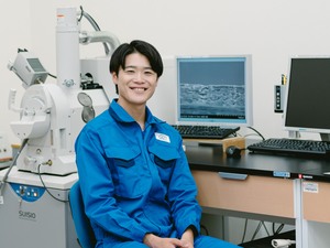 大阪シーリング印刷株式会社 研究開発／賞与年3回／時差出勤あり／未経験歓迎