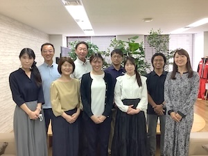株式会社リエイ 人事・採用スタッフ／残業ほぼなし／土日祝休／テレワーク相談可