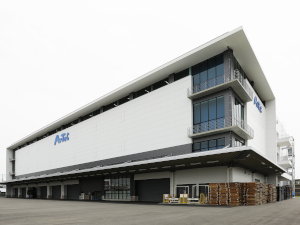 株式会社アーテック 経理／創業65年の老舗メーカー／年休120日／賞与年2回